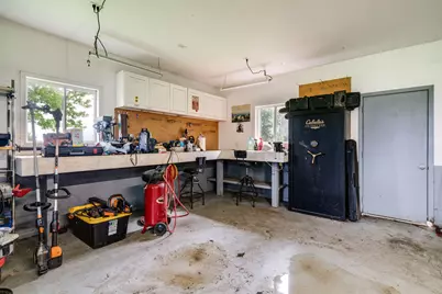 8162 S Perryville Road, Cherry Valley, IL 61016 - Photo 29