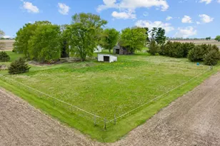 8162 S Perryville Rd, Cherry Valley, IL 61016 - Photo 41