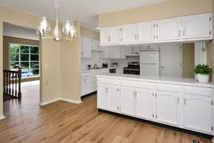 300 Raleigh Ct, Normal, IL 61761 - Photo 15