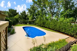 300 Raleigh Ct, Normal, IL 61761 - Photo 3