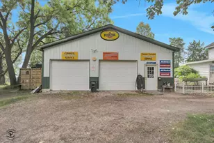 8 Bristol Ridge Rd, Bristol, IL 60512 - Photo 23