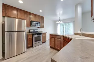 347 Devoe Dr, Oswego, IL 60543 - Photo 15