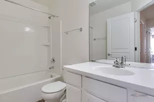 347 Devoe Dr, Oswego, IL 60543 - Photo 23