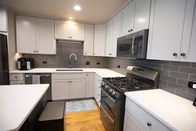 110 N Myrtle Avenue, Elmhurst, IL 60126 - Photo 15