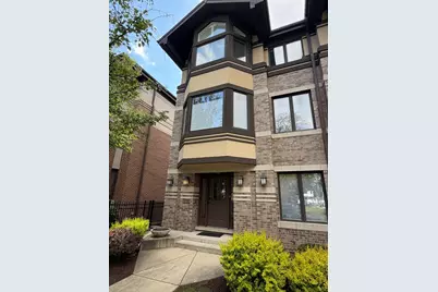 110 N Myrtle Avenue, Elmhurst, IL 60126 - Photo 1