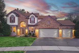 1044 Oakhill Dr, Aurora, IL 60502 - Photo 3