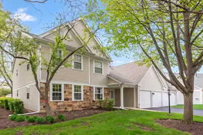 2845 Meadow Lane #V1, Schaumburg, IL 60193 - Photo 1