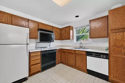 2845 Meadow Lane #V1, Schaumburg, IL 60193 - Photo 9