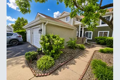2474 Brunswick Circle #A1, Woodridge, IL 60517 - Photo 1