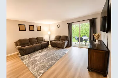 2474 Brunswick Circle #A1, Woodridge, IL 60517 - Photo 7