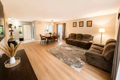 2474 Brunswick Circle #A1, Woodridge, IL 60517 - Photo 5