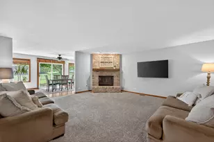 4N598 Campton Crossings Dr, Saint Charles, IL 60175 - Photo 13