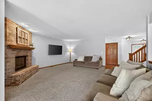 4N598 Campton Crossings Dr, Saint Charles, IL 60175 - Photo 15