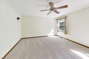 4122 Crimson Dr, Hoffman Estates, IL 60192 - Photo 17