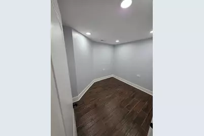 3251 W Evergreen Avenue, Chicago, IL 60651 - Photo 27