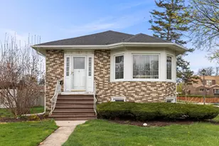 202 S Pick Ave, Elmhurst, IL 60126 - Photo 1