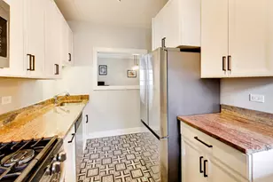 536 W Cornelia Ave, Chicago, IL 60657 - Photo 11