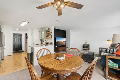 1555 Isle Royal Circle, Crystal Lake, IL 60014 - Photo 11
