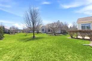 1967 Holloway Ct, Aurora, IL 60502 - Photo 27