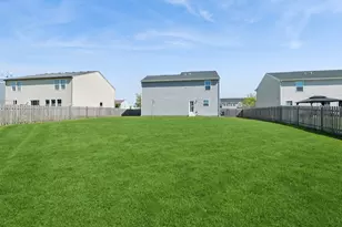 611 Kennedy St, Waterman, IL 60556 - Photo 21