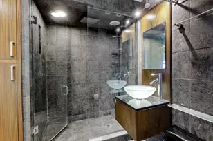 3950 N Lake Shore Dr, Chicago, IL 60613 - Photo 17