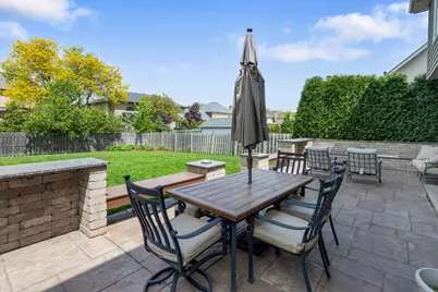 924 Naples Lane, Woodridge, IL 60517 - Photo 15