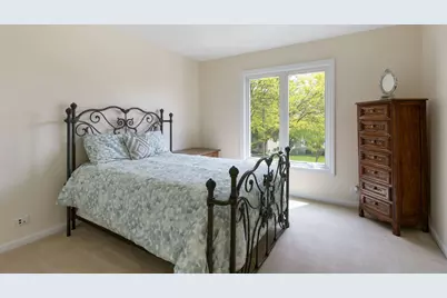 924 Naples Lane, Woodridge, IL 60517 - Photo 7