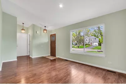 6292 Eagle Ridge Drive, Gurnee, IL 60031 - Photo 5
