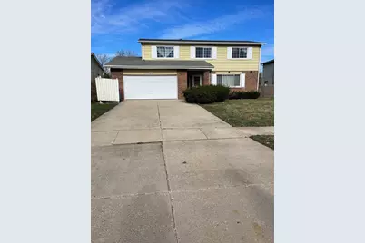1802 W Willow Lane #1802, Mount Prospect, IL 60056 - Photo 1
