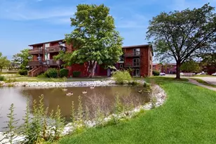 29W542 Country Ridge Dr, Warrenville, IL 60555 - Photo 17