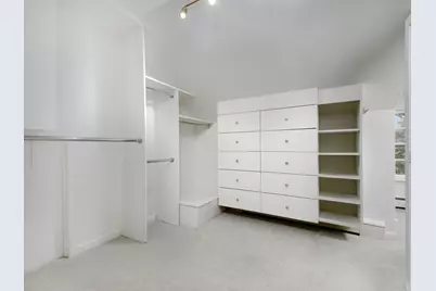 9002 Kedvale Avenue, Skokie, IL 60076 - Photo 23