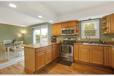 36485 N Traer Terrace, Gurnee, IL 60031 - Photo 9