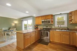 36485 N Traer Terrace, Gurnee, IL 60031 - Photo 9