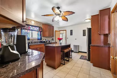 4437 W 100th Street, Oak Lawn, IL 60453 - Photo 7