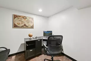 4437 W 100th St, Oak Lawn, IL 60453 - Photo 23