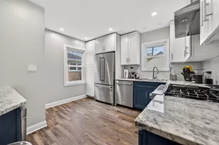 7246 N Olcott Ave, Chicago, IL 60631 - Photo 3