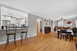 7246 N Olcott Ave, Chicago, IL 60631 - Photo 5