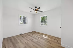 10167 Wolf Rd, Geneseo, IL 61254 - Photo 17