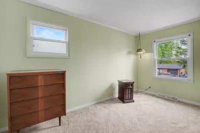 1212 N 12th Street, Clinton, IA 52732 - Photo 13