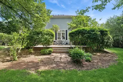 72 Julie Lane, Vernon Hills, IL 60061 - Photo 25