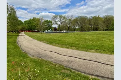 72 Julie Lane, Vernon Hills, IL 60061 - Photo 23