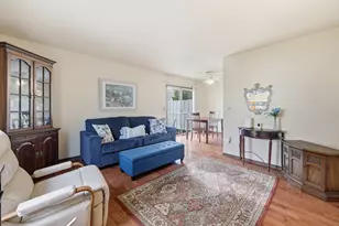 242 Nantucket Harbor, Schaumburg, IL 60193 - Photo 3