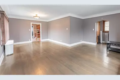 2246 Clinton Avenue, Berwyn, IL 60402 - Photo 5