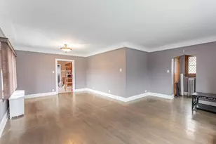 2246 Clinton Ave, Berwyn, IL 60402 - Photo 5