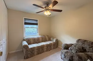 852 E Anderson Dr, Palatine, IL 60074 - Photo 7