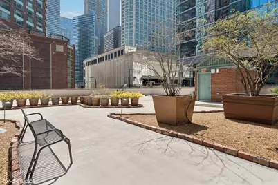 440 N McClurg Court #111, Chicago, IL 60611 - Photo 23