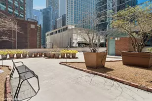 440 N McClurg Ct, Chicago, IL 60611 - Photo 23