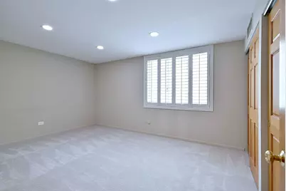 110 W Butterfield Road #302S, Elmhurst, IL 60126 - Photo 17