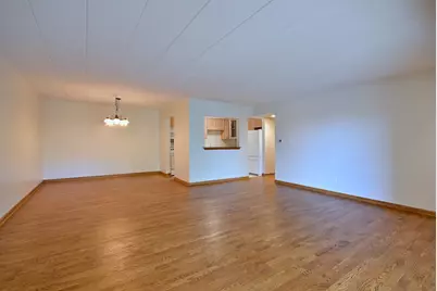 110 W Butterfield Road #302S, Elmhurst, IL 60126 - Photo 5