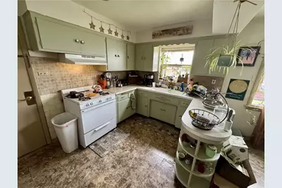 10341 S Avenue F, Chicago, IL 60617 - Photo 5